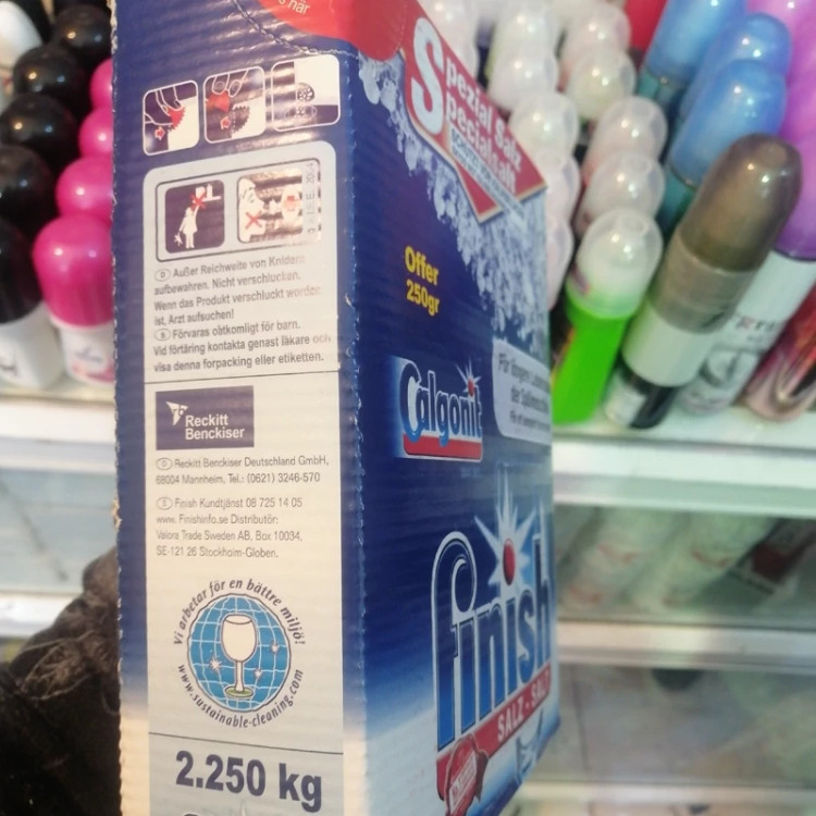 نمک ماشین ظرفشویی فینیش دو کیلو و دویست و پنجاه گرمی آلمانی کارتن 30 عددی